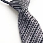 Детский галстук серый с диагональными полосами