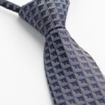 Детский галстук серый с темно-синими квадратами
